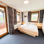 B&B Fideliushaus 4*