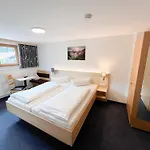 B&B Fideliushaus 4*