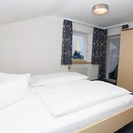 Fideliushaus Bed & Breakfast