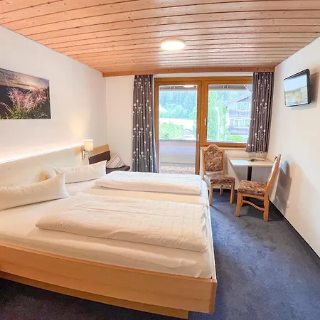 Fideliushaus Frühstückspension 4*