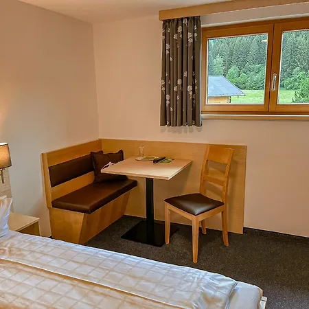 Frühstückspension Fideliushaus 4*